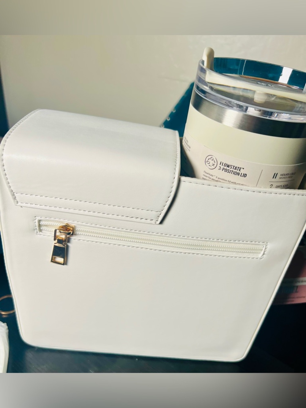 White 40oz Stanley Tumbler with Crossbody Bag Cup Holder with Keychain Pouch NWT - Picture 7 of 13